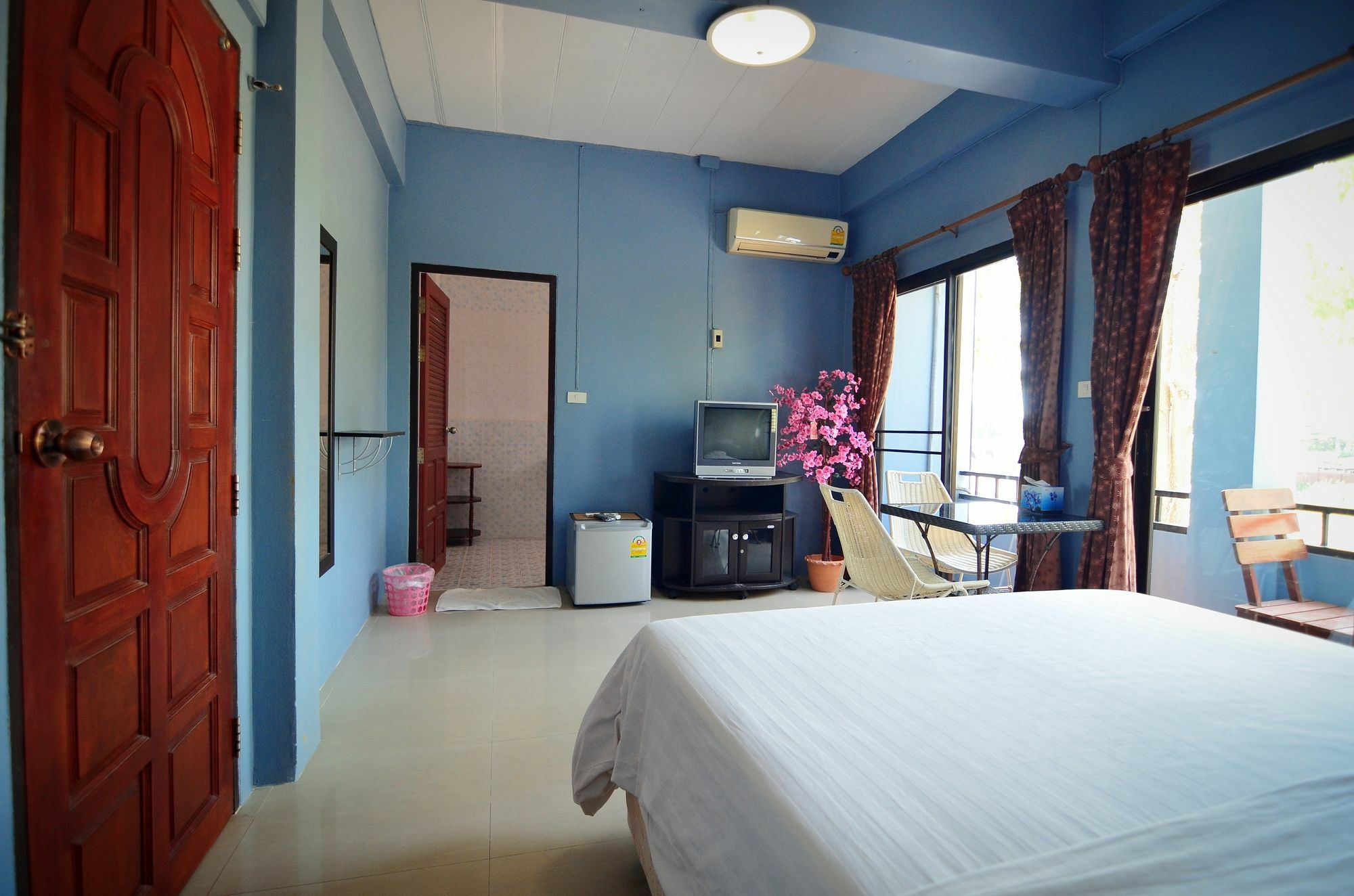 The Famous House - Jomtien Praia de Jomtien Exterior foto